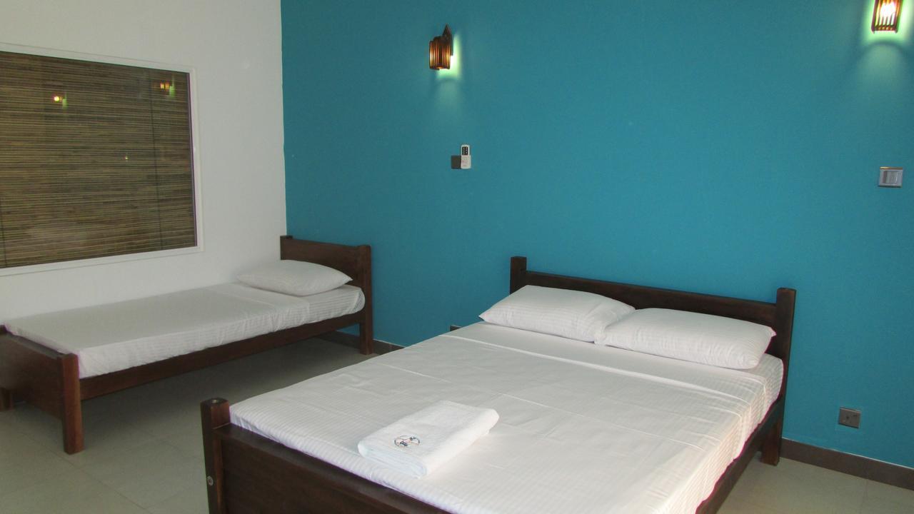 Soul Surfer - Weligama Hostel Exterior photo